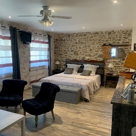 Chambres D'Hotes Les Vergers De Louise Thiolieres Exterior photo